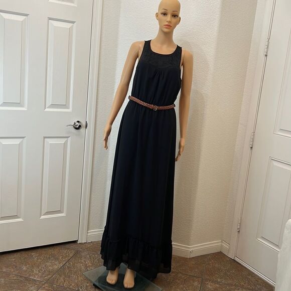 Love 21 Size Small Dress Black Embroidery Lined Brown Belt Maxi Ruffled Bottom - Picture 1 of 15
